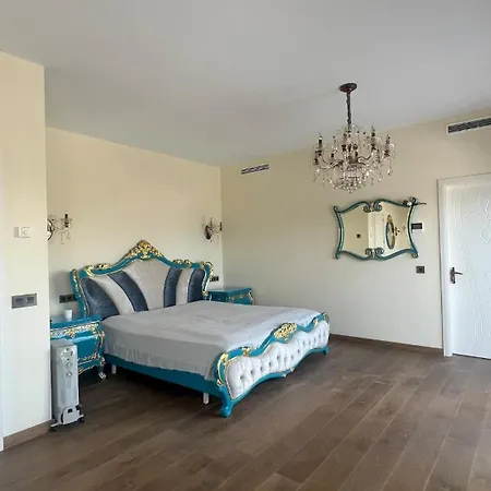 San Pedro 6 Bedrooms 6 Bathrooms * מארבלה